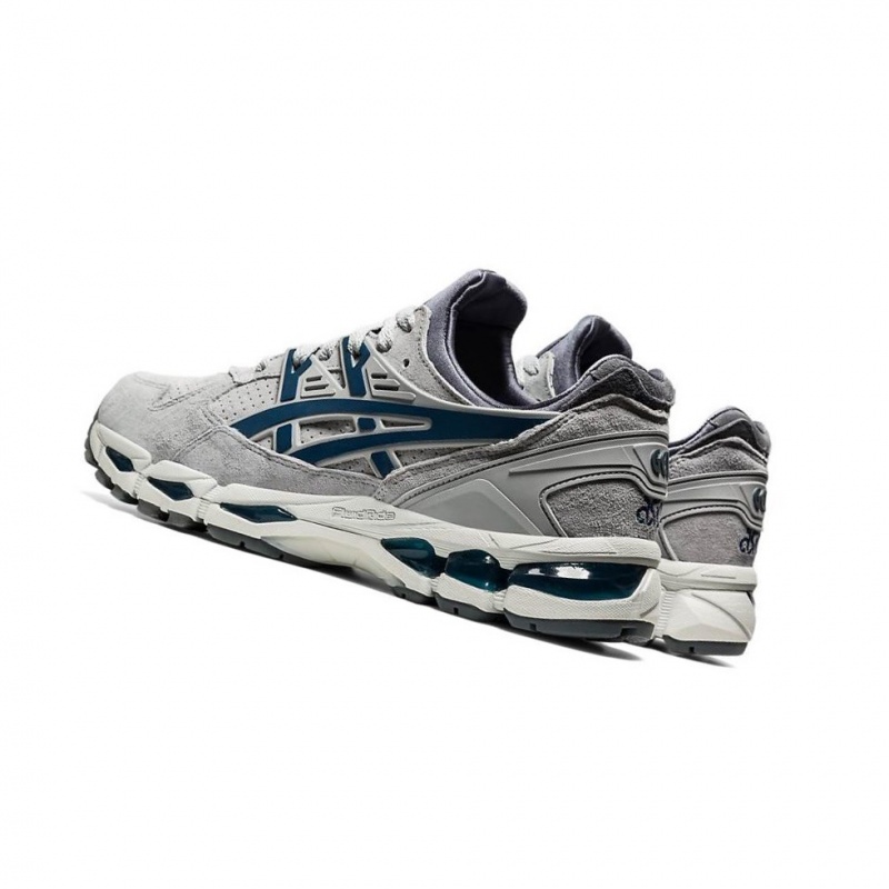 Basket Asics GEL-KAYANO TRAINER 21 Homme Grise | MYNS81064